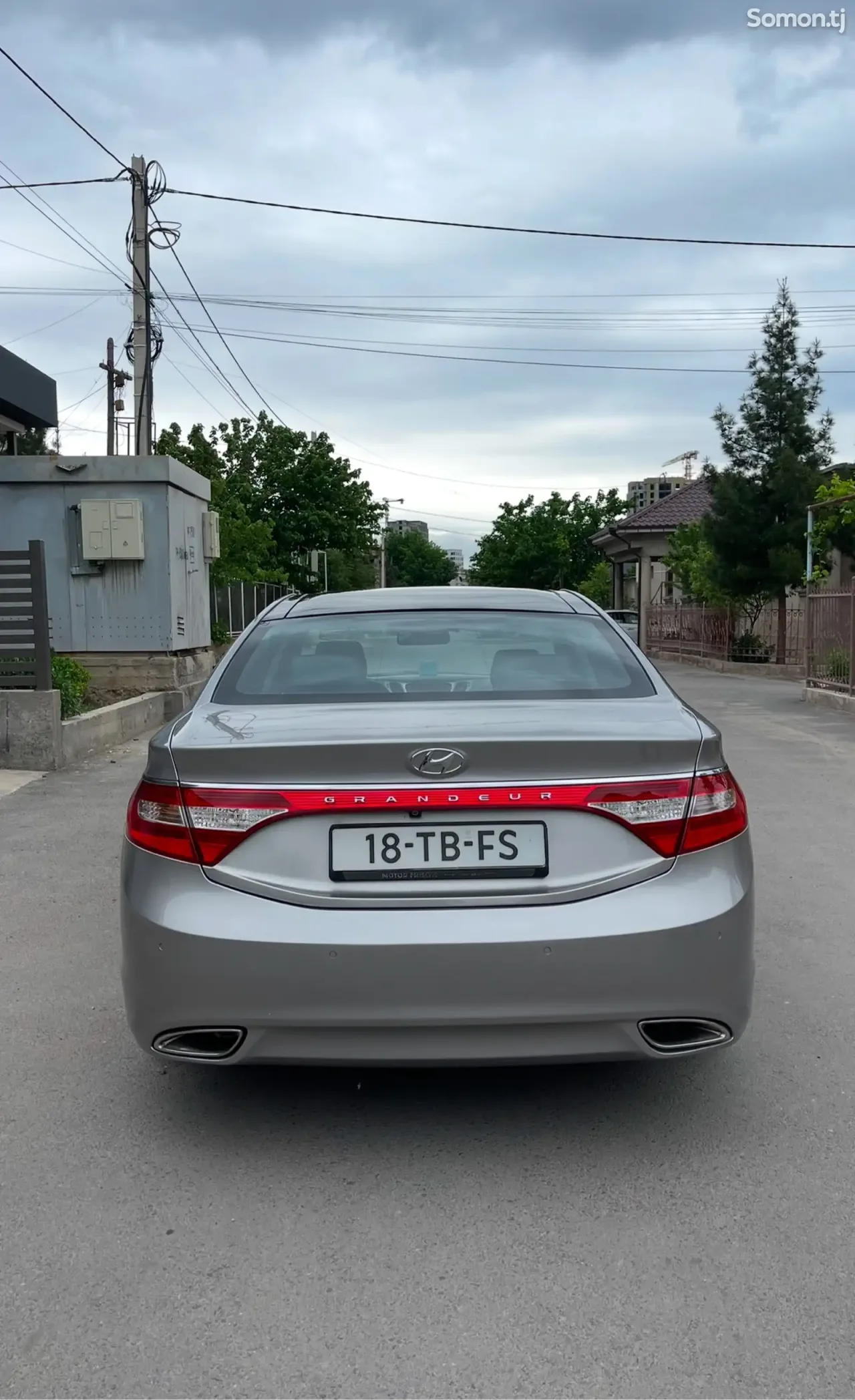Hyundai Grandeur 2011 · 2.4 AT