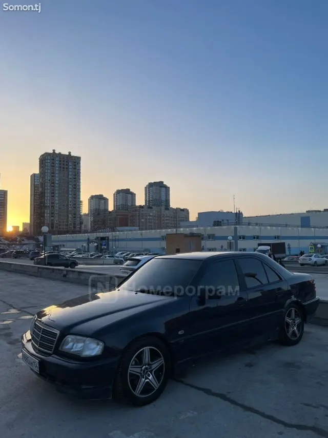Mercedes-Benz C class 1998 · 2.0 AT