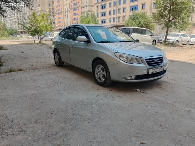 Hyundai Avante 2008 · 1.6 AT
