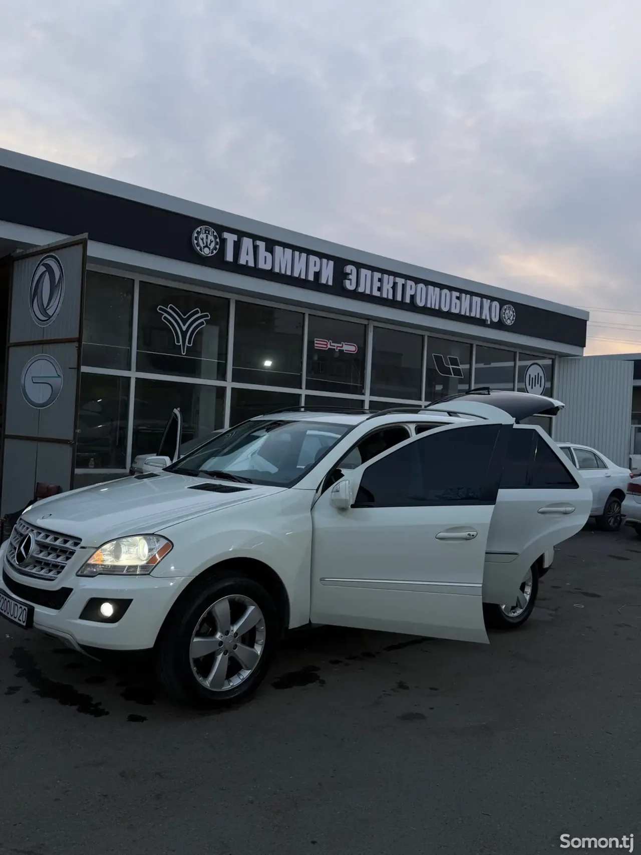 Mercedes-Benz ML class 2009 · 3.5 AT