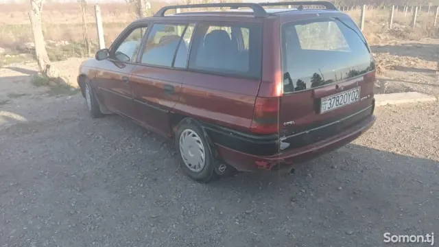Opel Astra F 1997 · 1.6 MT