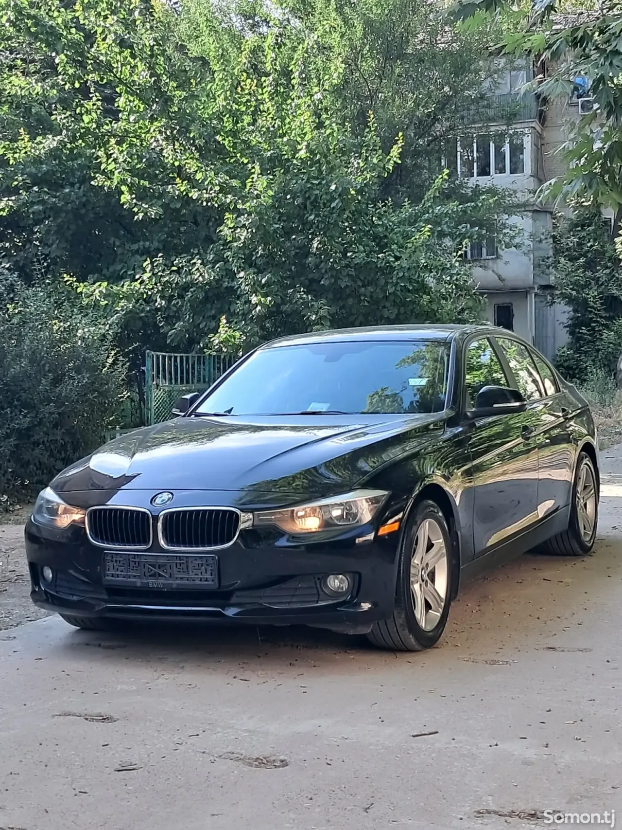BMW 3 series 2015 · 2.0 AT