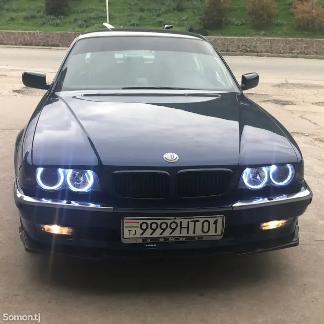 BMW 7 series 2000 · 2.8 AT