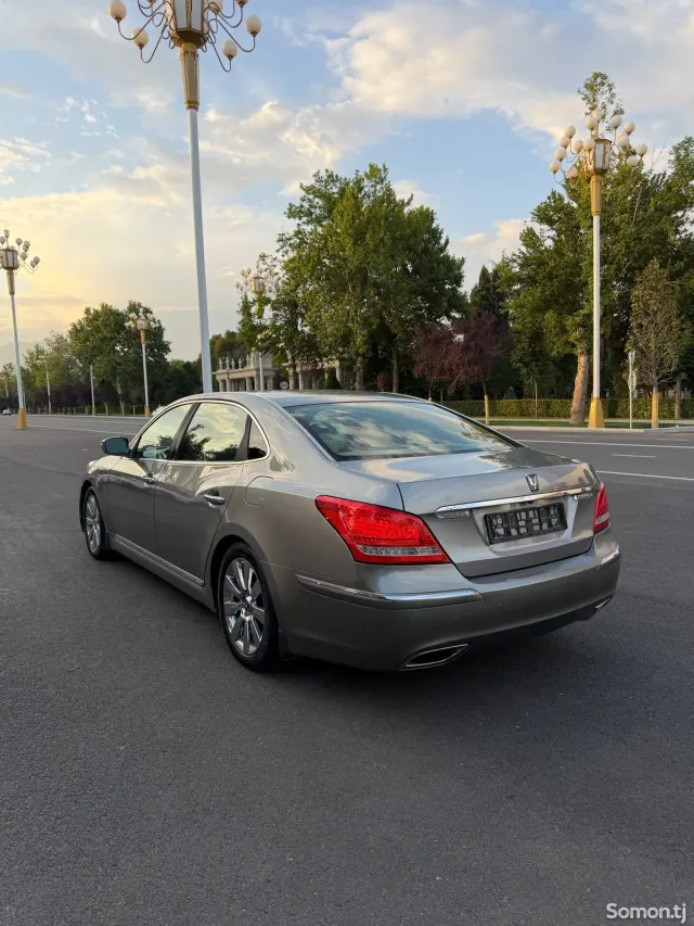 Hyundai Equus 2013 · 3.6 AT