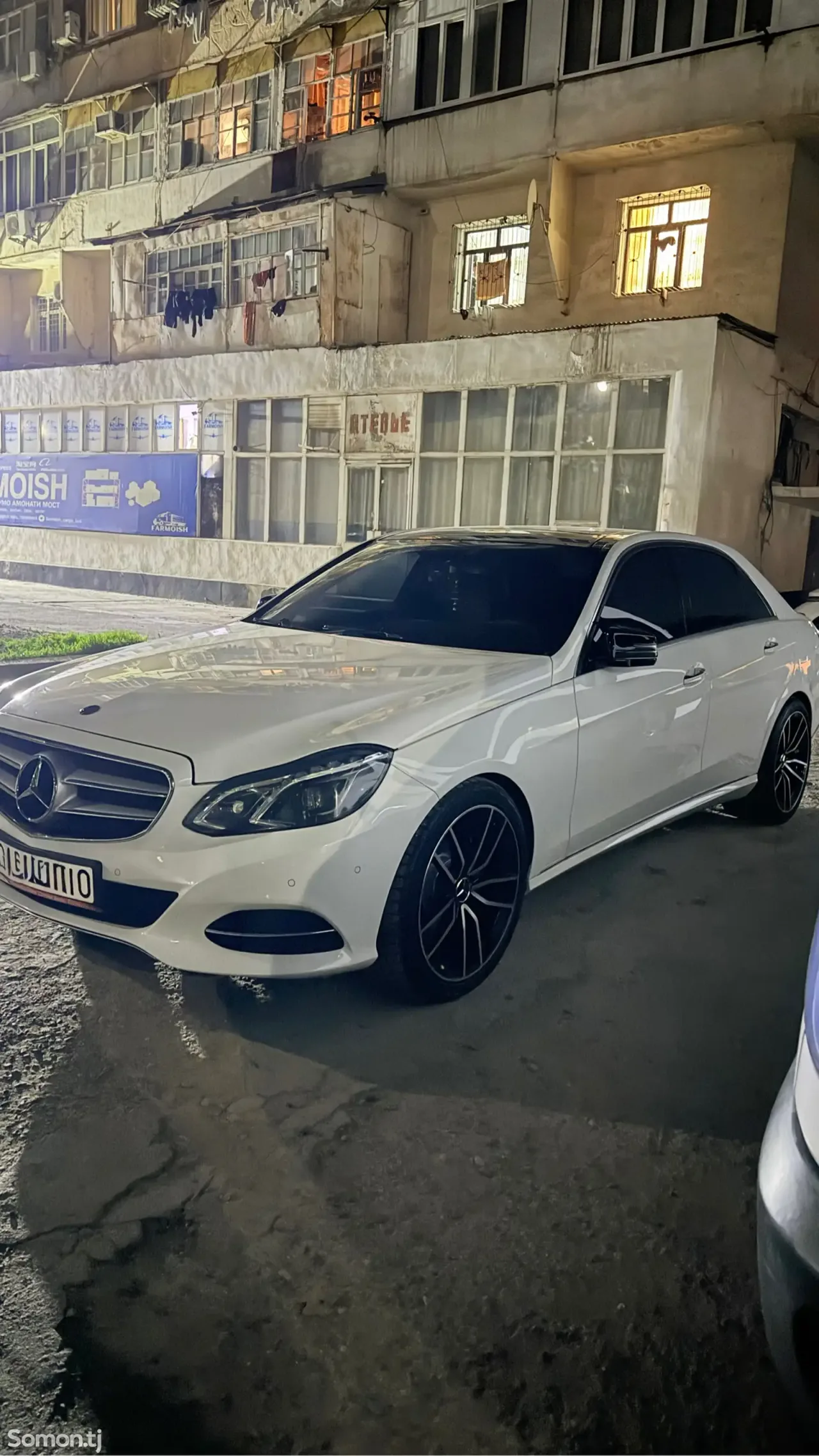 Mercedes-Benz E class 2015 · 3.0 AT