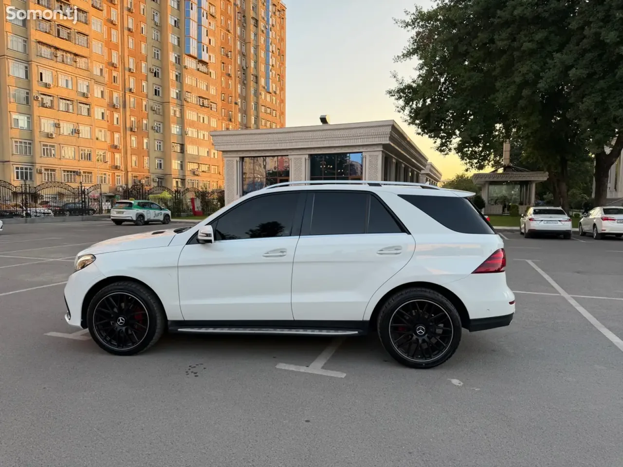 Mercedes-Benz GLE class 2017 · 3.5 AT