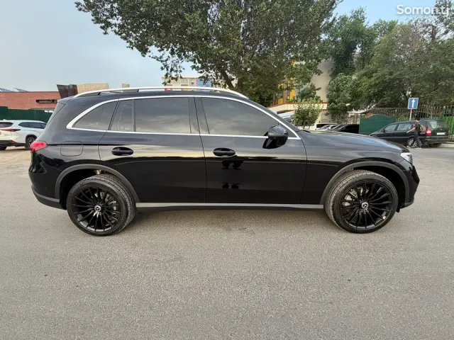 Mercedes-Benz GLC class 2025 · 3.0 AT