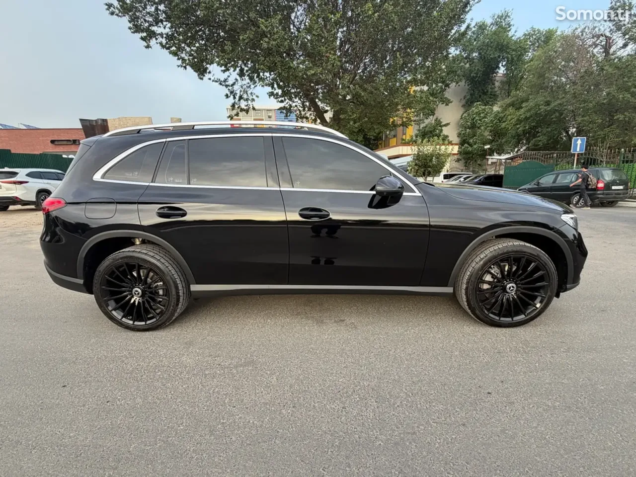 Mercedes-Benz GLC class 2025 · 3.0 AT