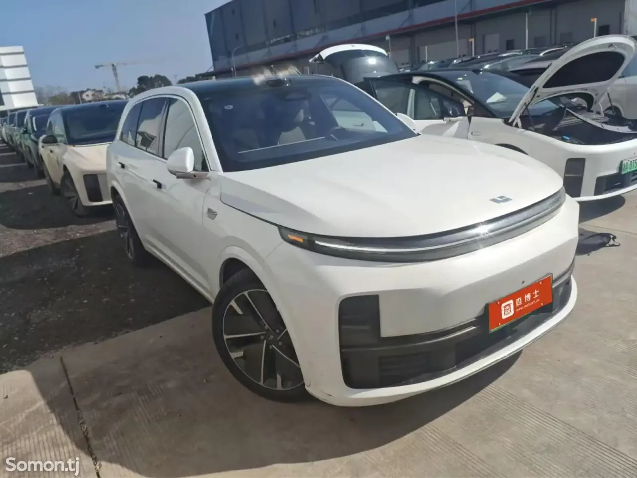 Li Auto (Lixiang) L7 2025 · AT