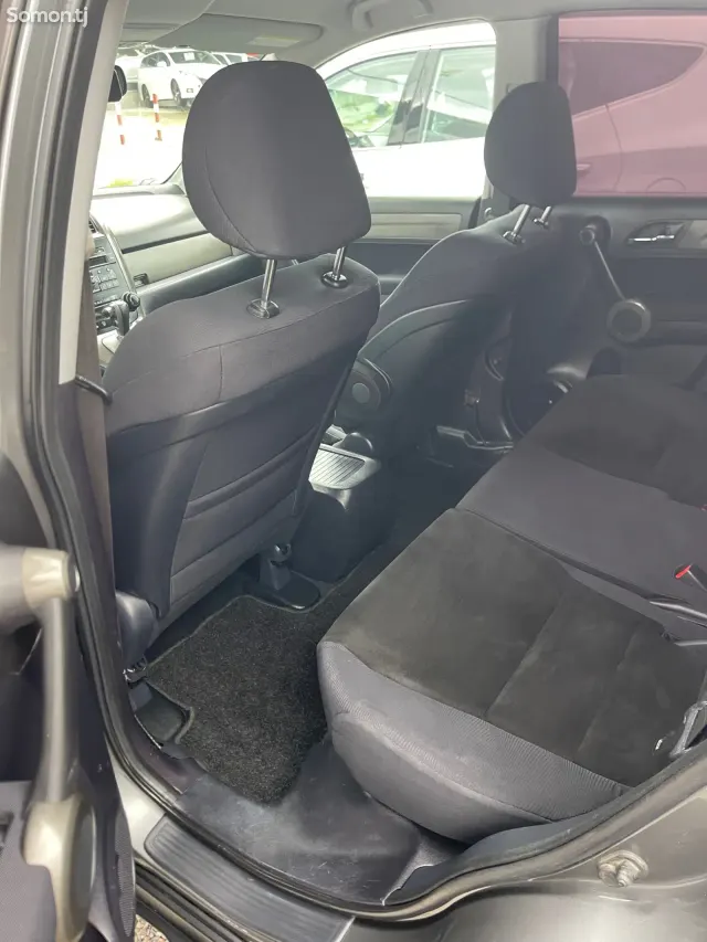 Honda CR-V 2012 · 2.2 AT