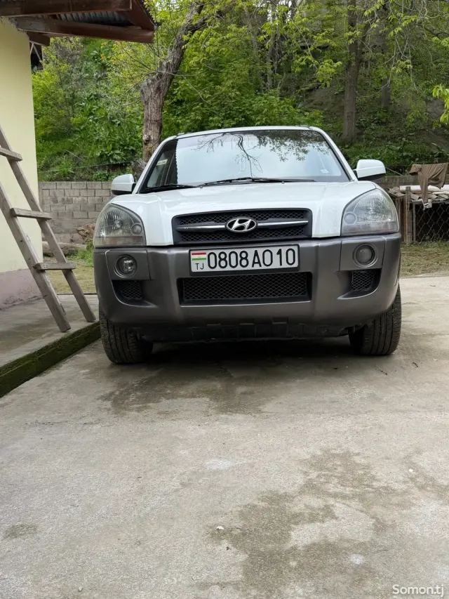 Hyundai Tucson 2007 · 2.0 AT