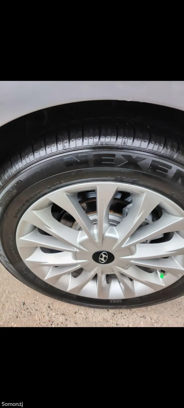 Hyundai Sonata 2015 · 2.0 AT