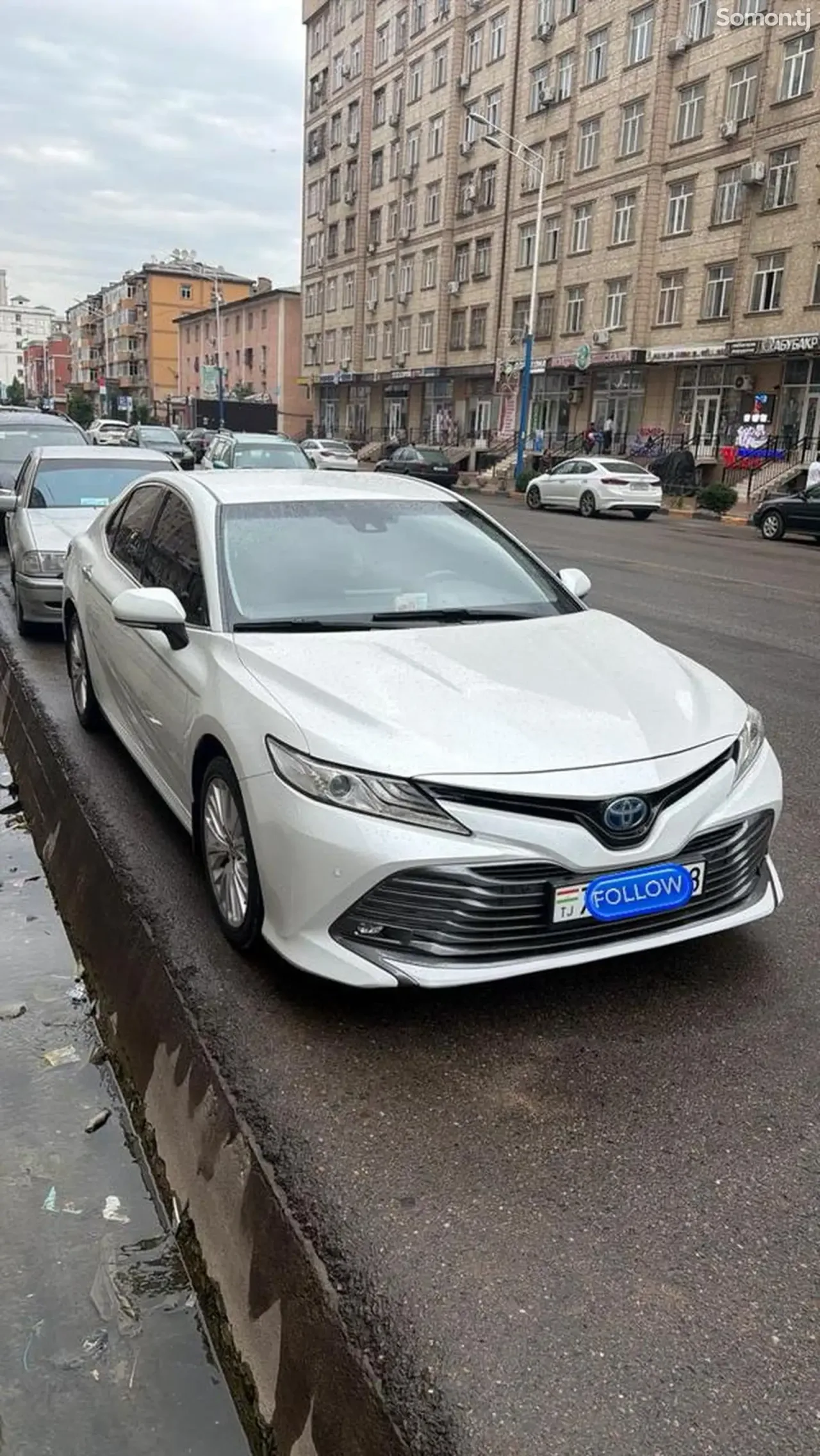 Toyota Camry 2018 · 2.5 AT