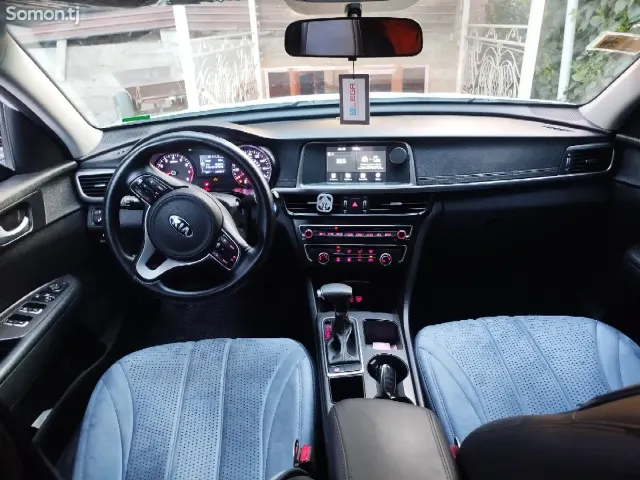 Kia Optima 2019 · 2.4 AT