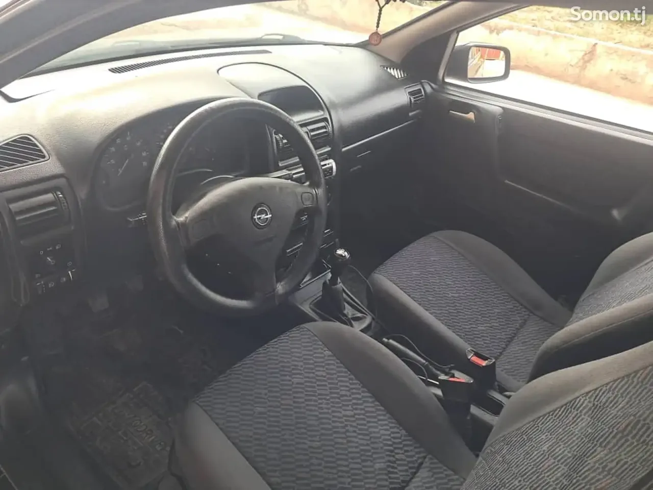 Opel Astra G 2002 · 1.6 MT