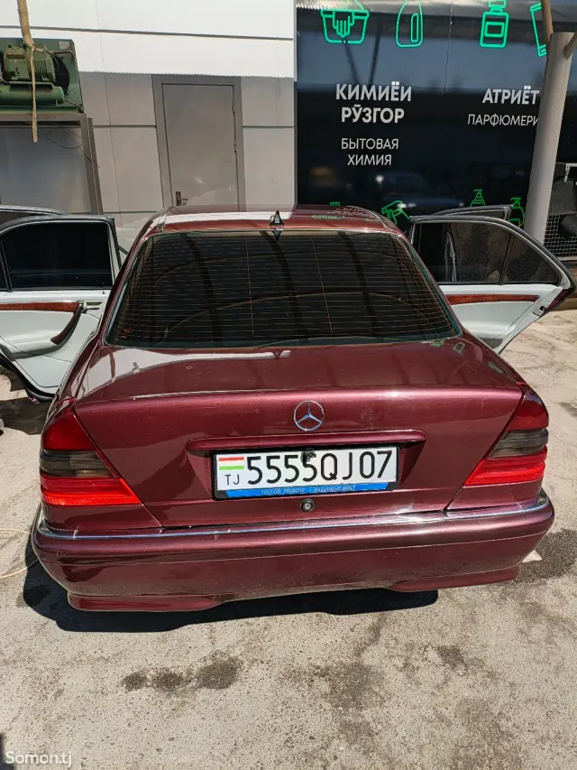 Mercedes-Benz C class 1998 · 2.8 AT
