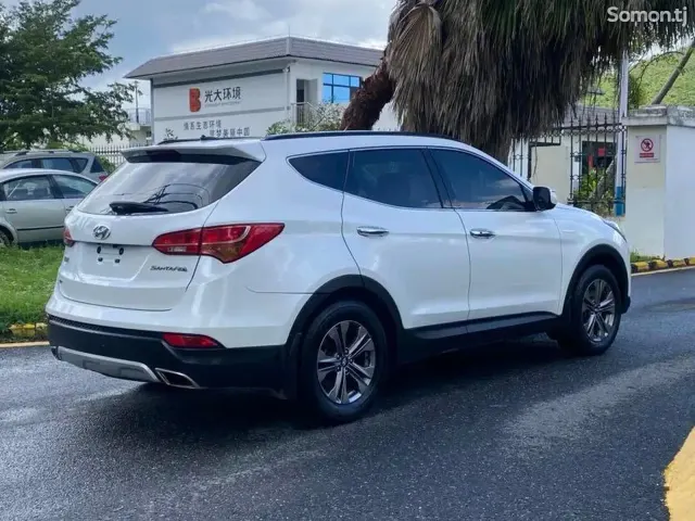 Hyundai Santa Fe 2015 · 2.4 AT