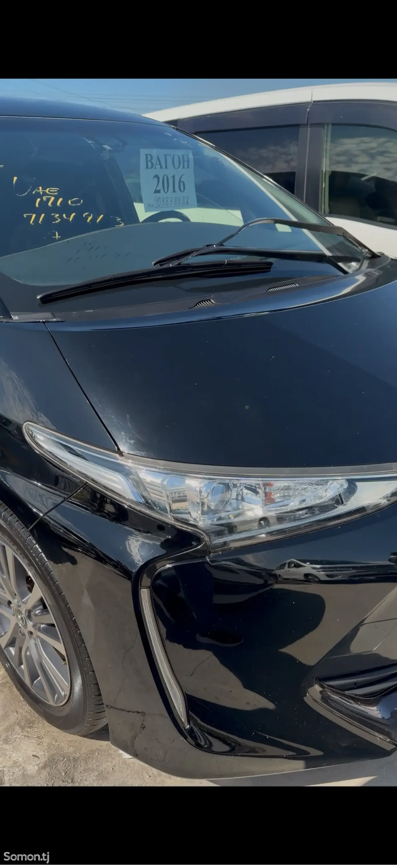 Toyota Estima 2017 · 2.4 AT