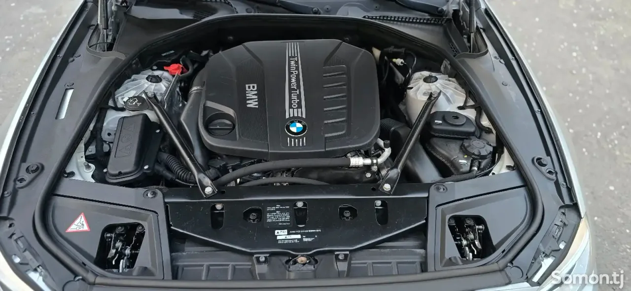 BMW 5 series 2014 · 3.0 AT