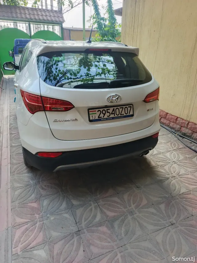 Hyundai Santa Fe 2014 · 2.2 AT