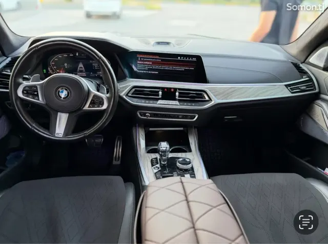 BMW X7 2020 · 3.0 AT