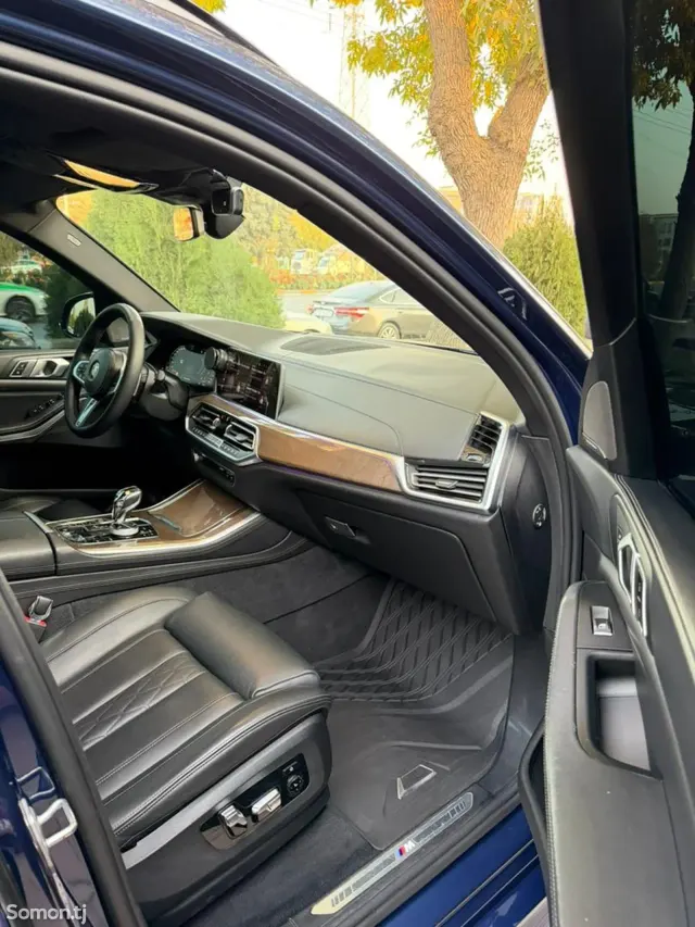 BMW X5 M 2020 · 3.0 AT