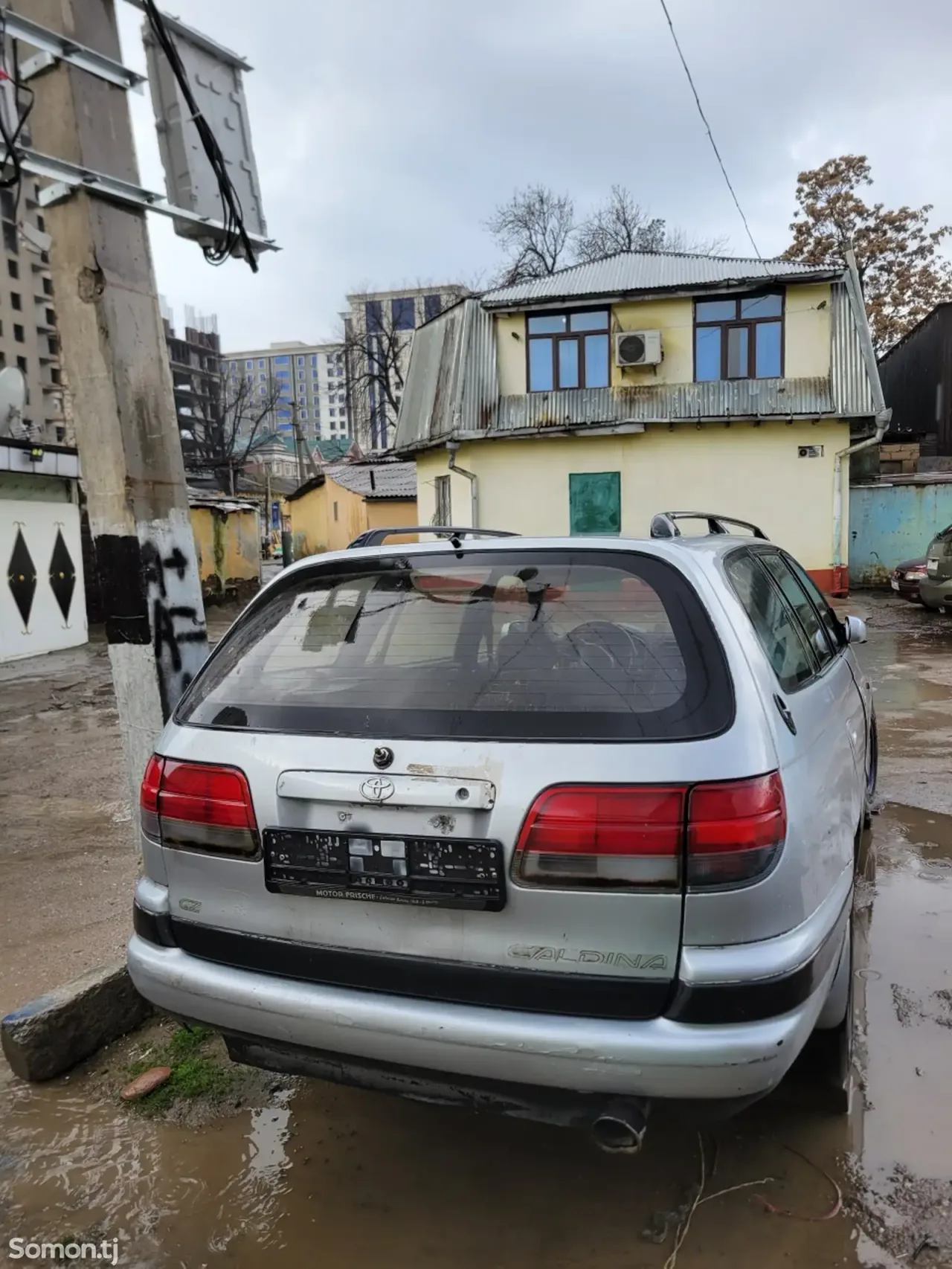 Toyota Caldina 1996 · 1.8 AT