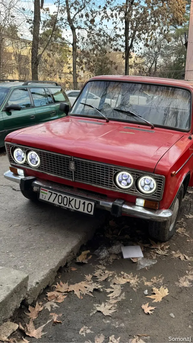 Lada (ВАЗ) 2103 1979 · 1.6 MT