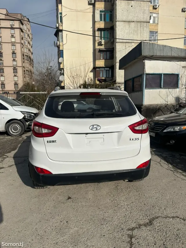 Hyundai Tucson 2014 · 2.0 AT