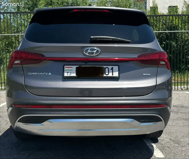 Hyundai Santa Fe 2023 · 2.5 AT