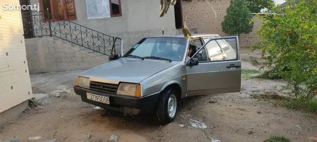 Lada (ВАЗ) 2109 1998 · 1.7 MT