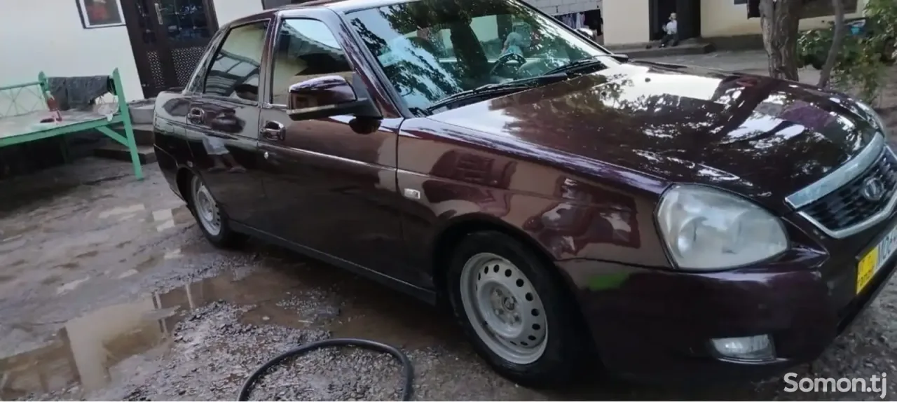 Lada (ВАЗ) Priora 2012 · 1.6 MT