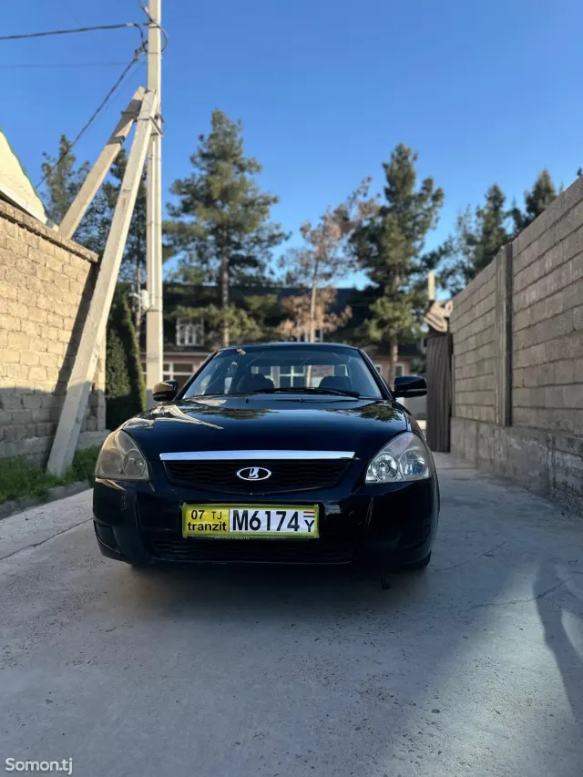 Lada (ВАЗ) Priora 2009 · 1.6 MT
