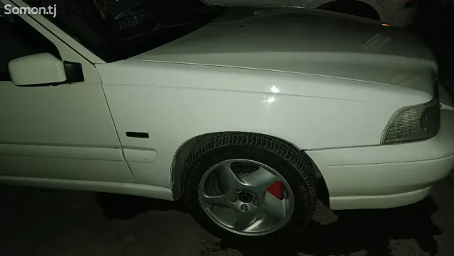 Volvo S70 1998 · 2.4 MT