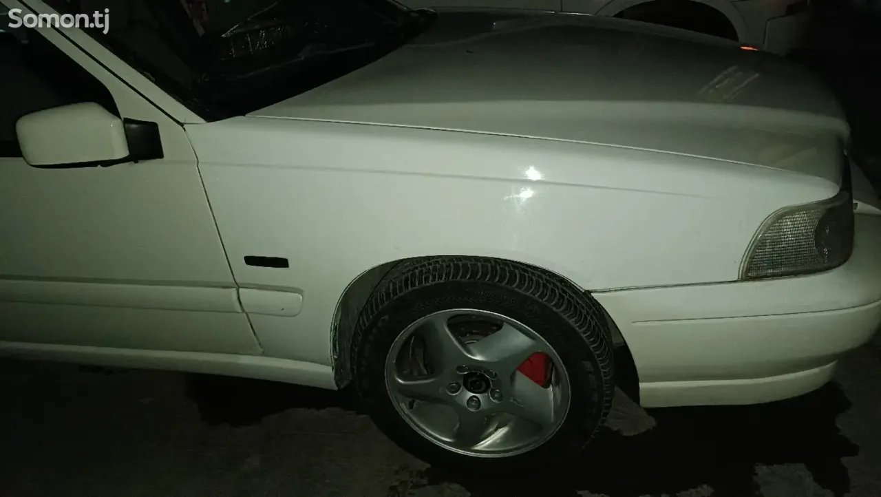 Volvo S70 1998 · 2.4 MT
