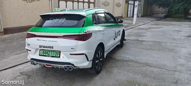 BYD E2 2024 · AT