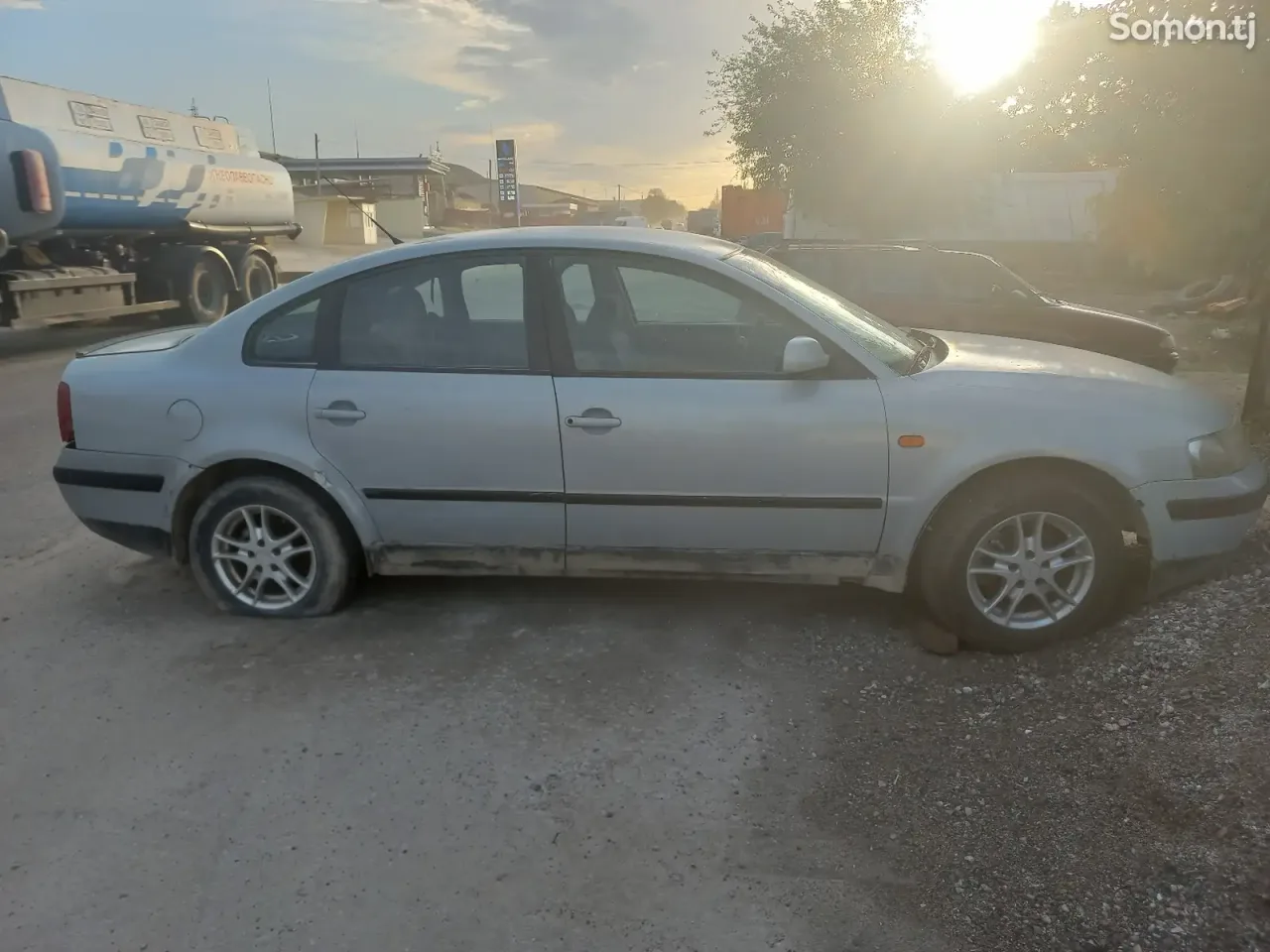 Volkswagen Passat 1997 · 1.8 MT