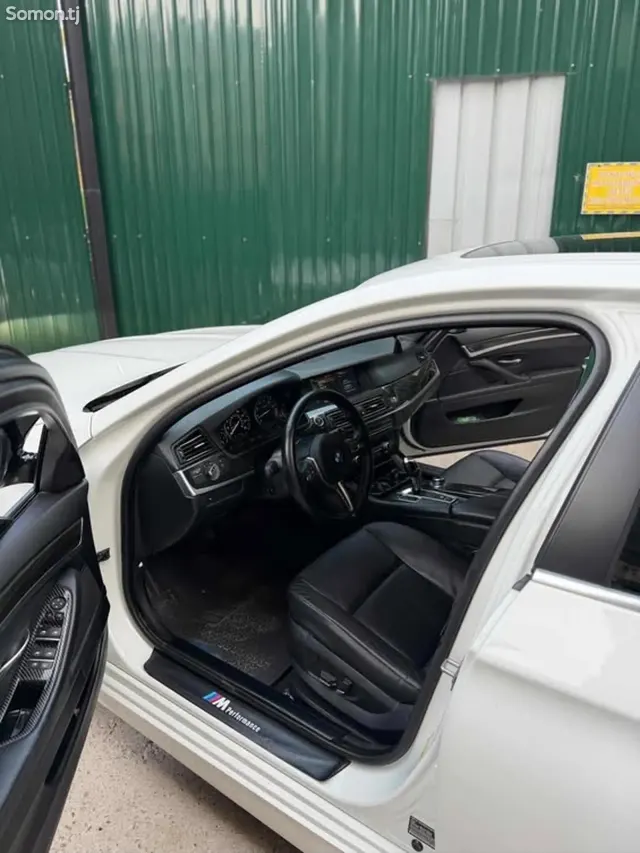 BMW 5 series 2014 · 2.0 AT
