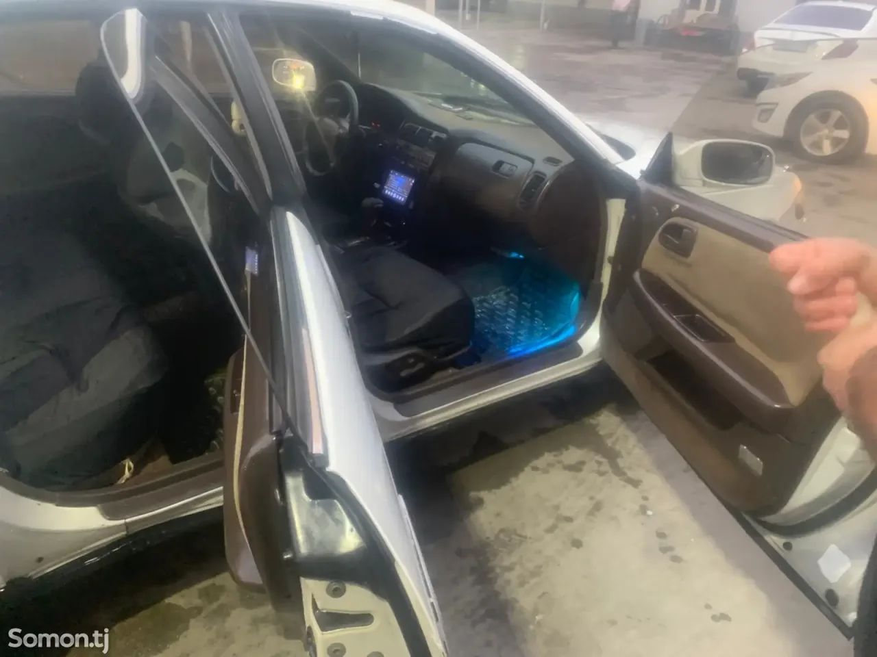 Toyota Mark II 1996 · 2.5 AT