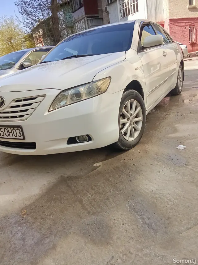 Toyota Camry 2006 · 2.4 MT