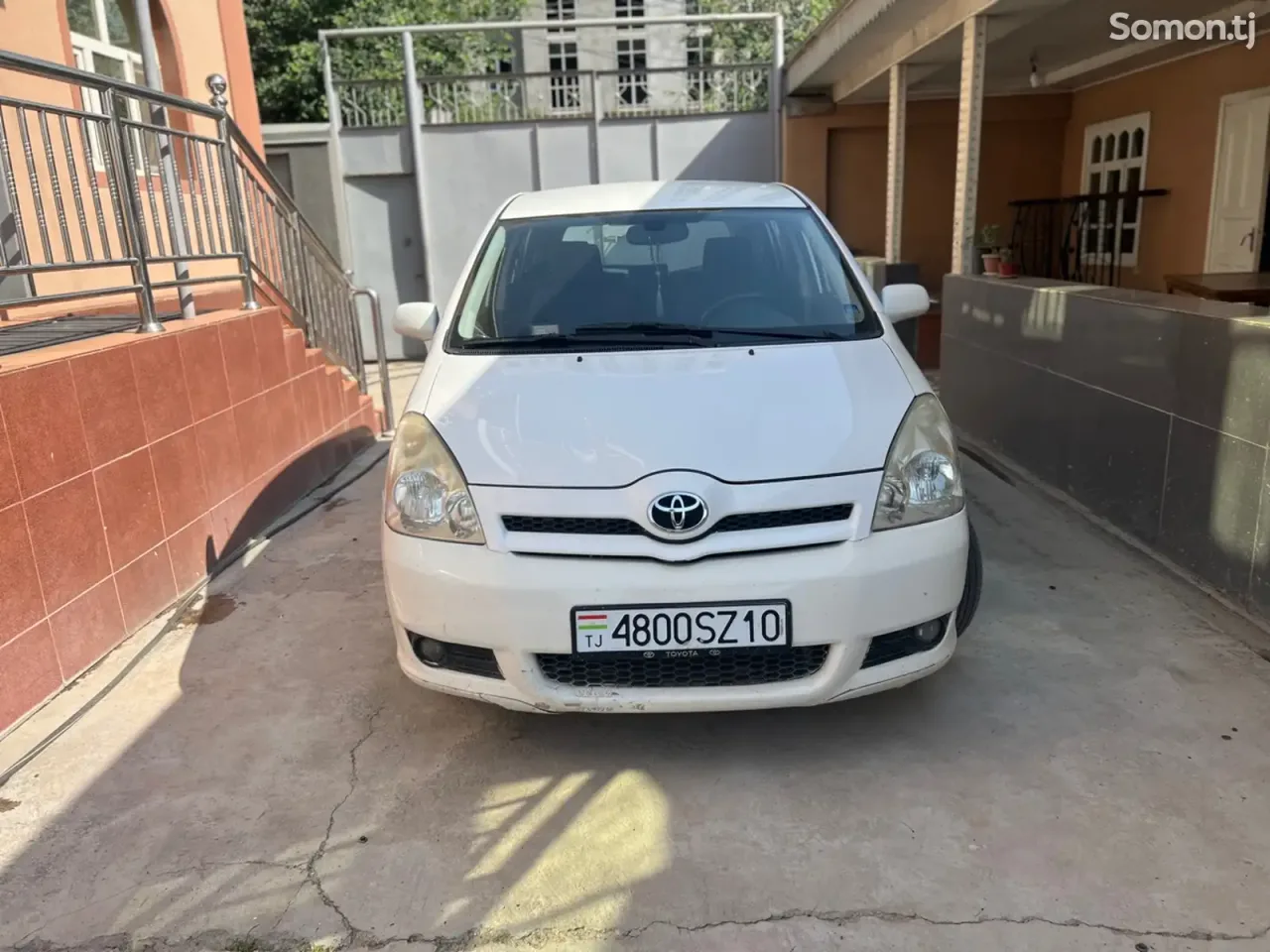 Toyota Verso 2007 · 2.2 MT
