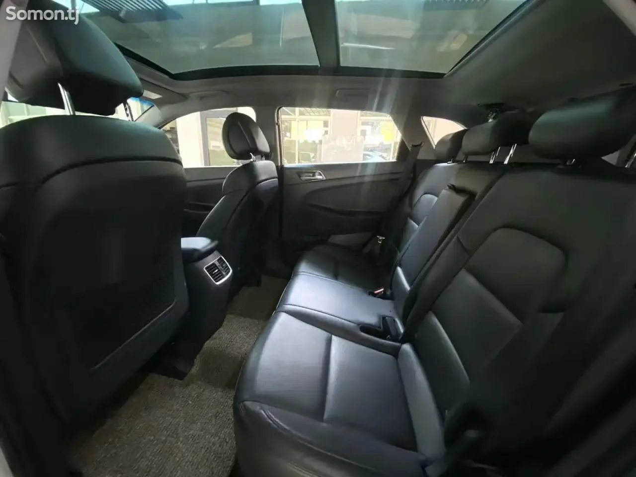 Hyundai Tucson 2016 · 1.6 AT