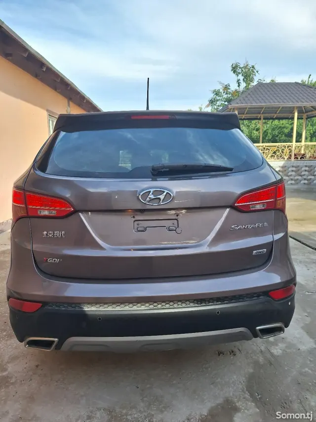 Hyundai Santa Fe 2014 · 2.0 AT