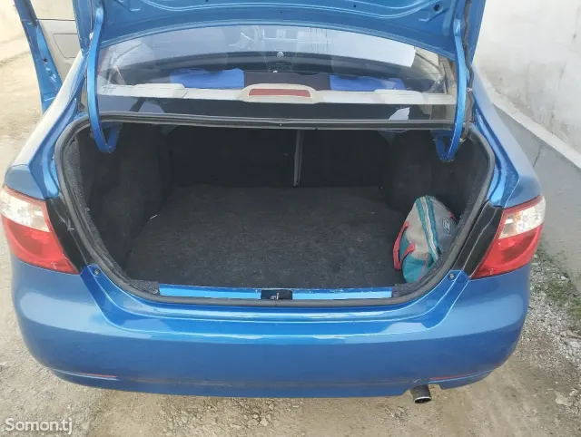 Toyota Corolla 2013 · 1.3 MT