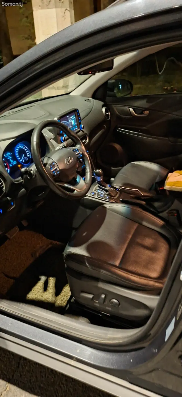 Hyundai Kona 2017 · 1.6 AT