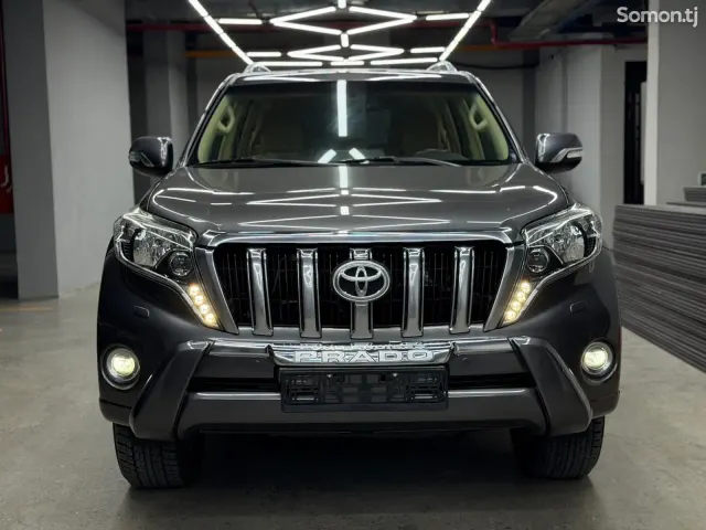 Toyota Land Cruiser Prado 2017 · 4.0 AT