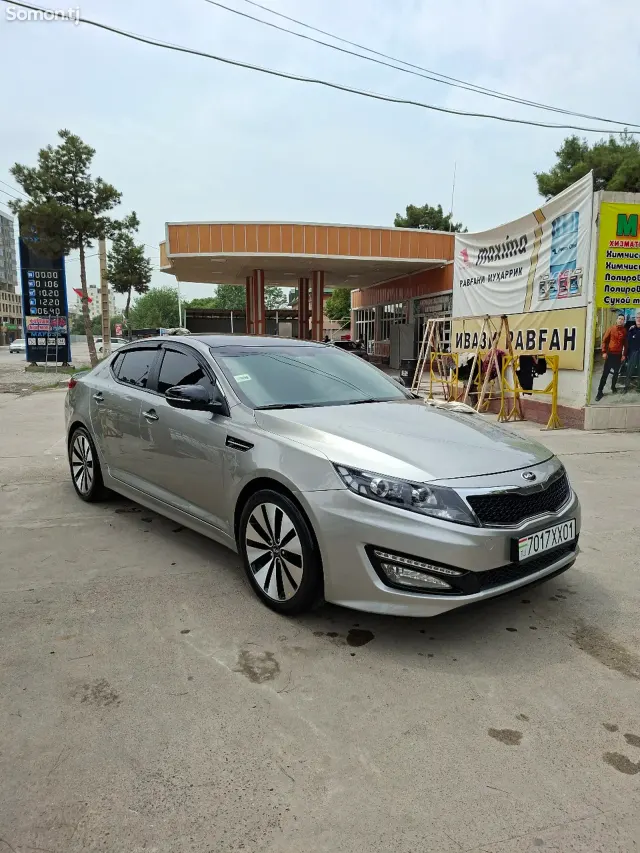 Kia K5 2012 · 2.0 AT