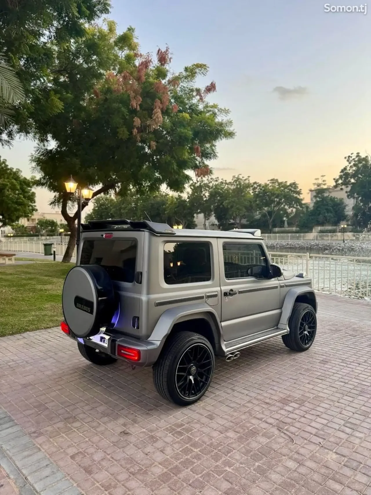 Suzuki Jimny 2021 · 2.0 AT