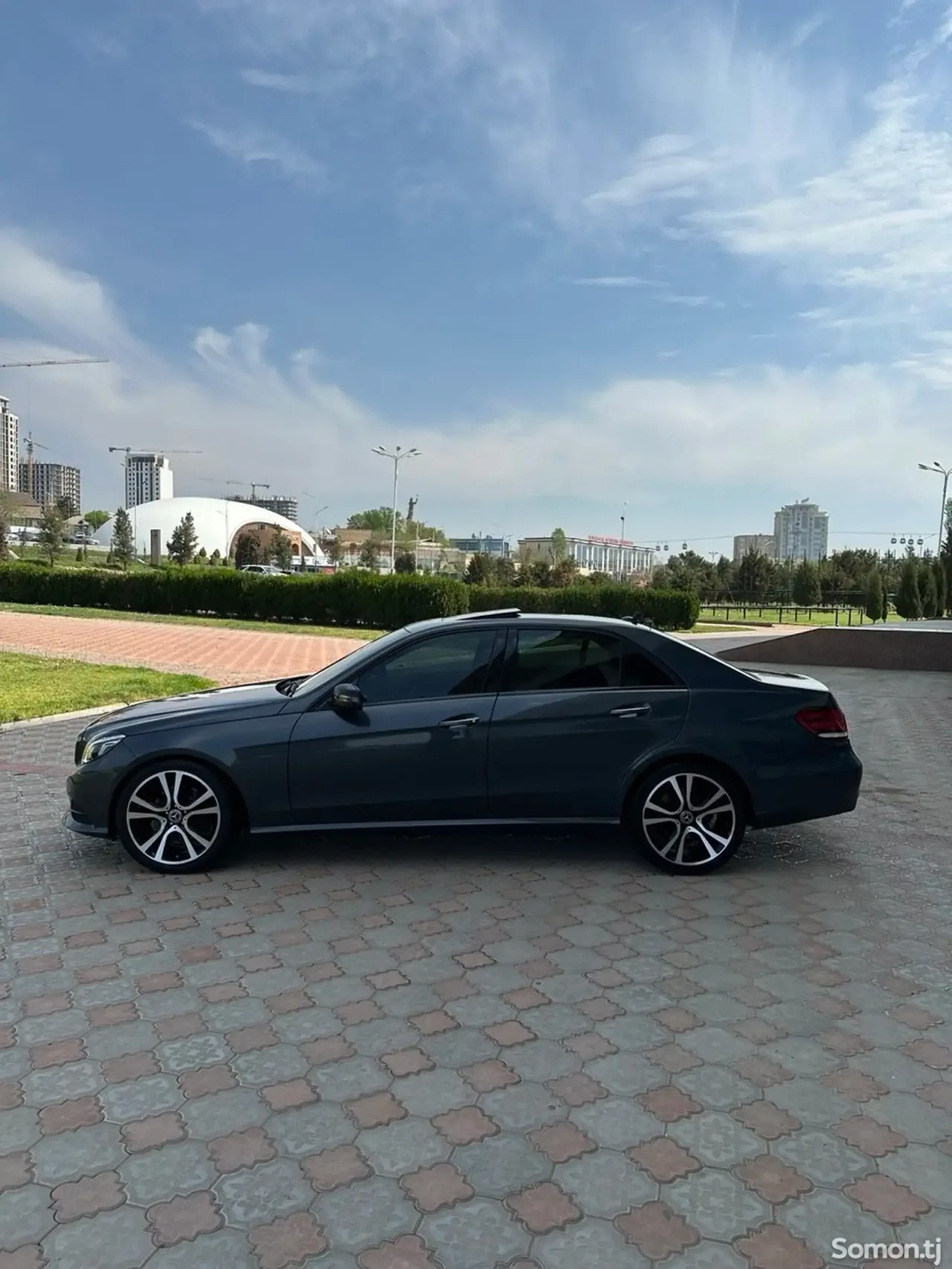 Mercedes-Benz E class 2015 · 2.2 AT