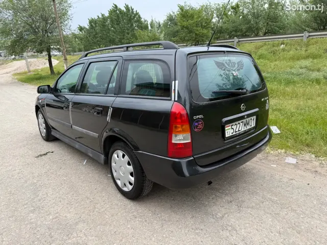 Opel Astra G 1999 · 1.6 MT